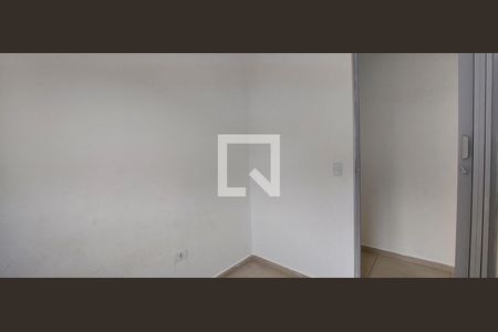 Quarto 2 de casa para alugar com 2 quartos, 50m² em Vila Pires, Santo André