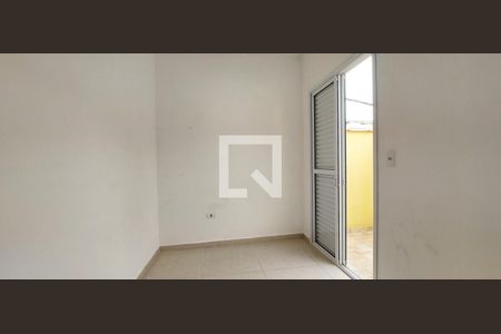 Quarto 1 de casa para alugar com 2 quartos, 50m² em Vila Pires, Santo André