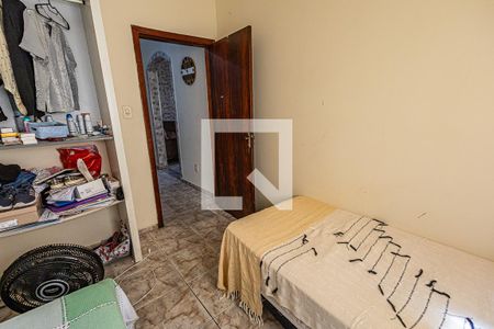 Quarto 2 de casa à venda com 9 quartos, 400m² em Nova Cachoeirinha, Belo Horizonte