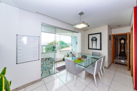 Sala de apartamento à venda com 3 quartos, 89m² em Padre Eustáquio, Belo Horizonte