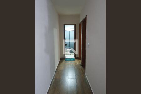 Corredor de apartamento à venda com 2 quartos, 68m² em Vila Ré, São Paulo