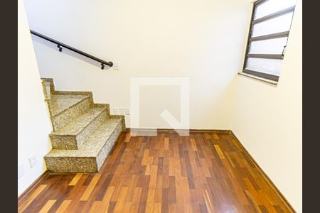 Sala de TV de casa à venda com 3 quartos, 140m² em Água Rasa, São Paulo