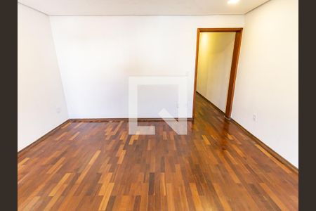 Sala de casa à venda com 3 quartos, 140m² em Água Rasa, São Paulo