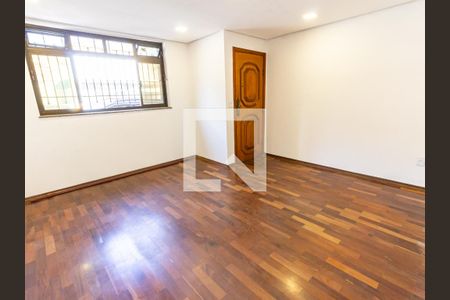 Sala de casa à venda com 3 quartos, 140m² em Água Rasa, São Paulo