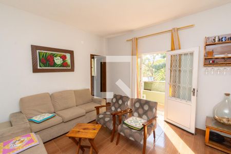 Sala de casa à venda com 3 quartos, 180m² em Milionários, Belo Horizonte