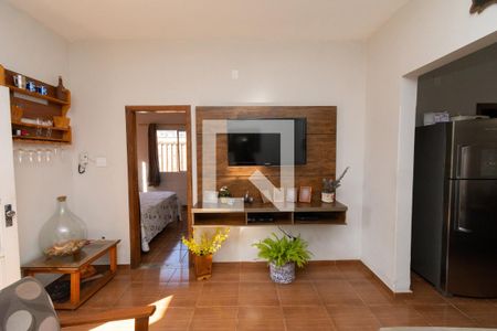 Sala de casa à venda com 3 quartos, 180m² em Milionários, Belo Horizonte