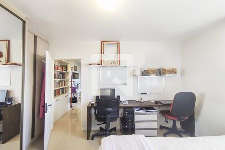 Quarto de apartamento para alugar com 1 quarto, 46m² em Morro do Espelho, São Leopoldo