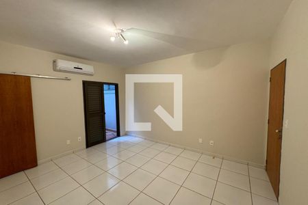 Suíte 01 de apartamento para alugar com 2 quartos, 80m² em Vila Tamandaré, Ribeirão Preto