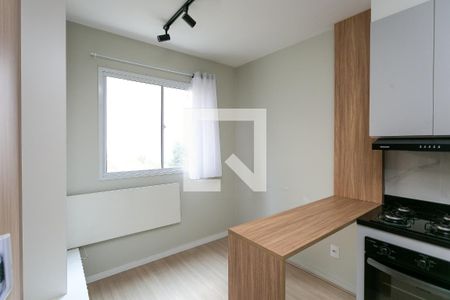 Sala / Cozinha / Serviço de apartamento para alugar com 1 quarto, 24m² em Vila Nova das Belezas, São Paulo