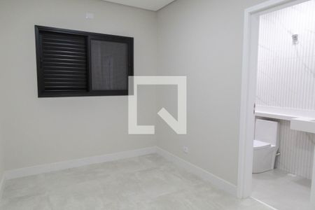 Quarto  2 de casa à venda com 4 quartos, 219m² em Vila Adelaide Perella, Guarulhos