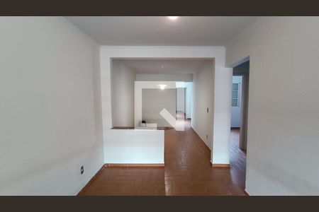 Sala de casa para alugar com 2 quartos, 140m² em Jardim Santa Bárbara, Sorocaba