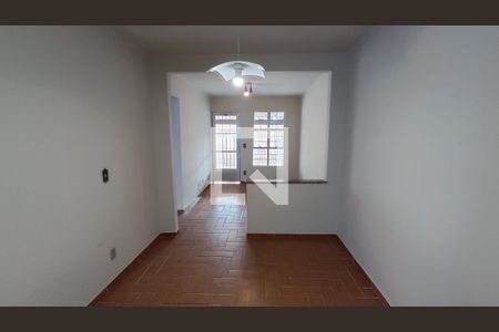 Sala de casa para alugar com 2 quartos, 140m² em Jardim Santa Bárbara, Sorocaba