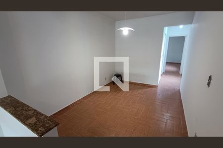 Sala de casa para alugar com 2 quartos, 140m² em Jardim Santa Bárbara, Sorocaba