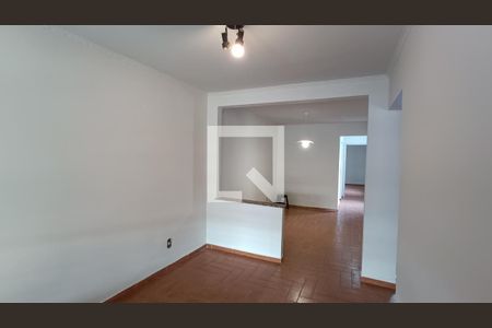 Sala de casa para alugar com 2 quartos, 140m² em Jardim Santa Bárbara, Sorocaba