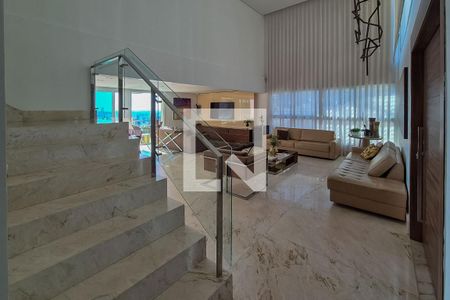 Sala  de casa à venda com 4 quartos, 587m² em Mangabeiras, Belo Horizonte