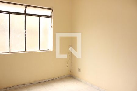 Sala de apartamento para alugar com 2 quartos, 50m² em Novo Progresso, Contagem