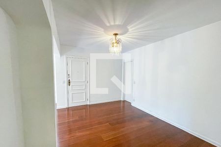 Sala de apartamento para alugar com 3 quartos, 107m² em Alto de Pinheiros, São Paulo