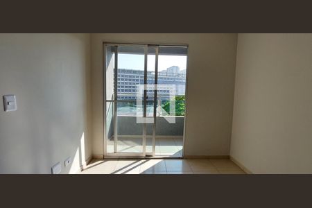 Sala de apartamento à venda com 3 quartos, 65m² em Vila Sao Pedro, Santo André