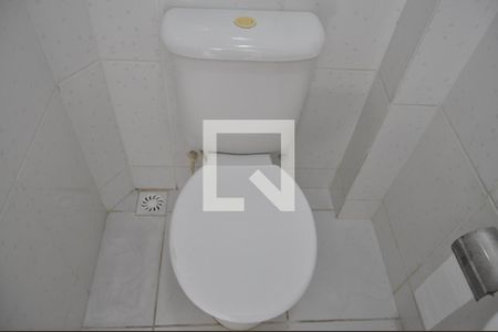 Lavabo de casa de condomínio para alugar com 2 quartos, 170m² em Pilares, Rio de Janeiro