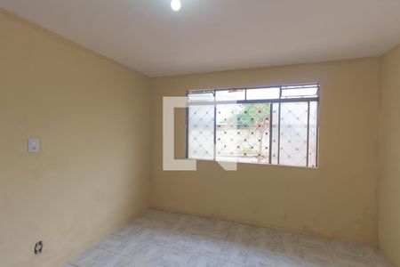 Quarto 1 de casa para alugar com 2 quartos, 500m² em Mathias Velho, Canoas