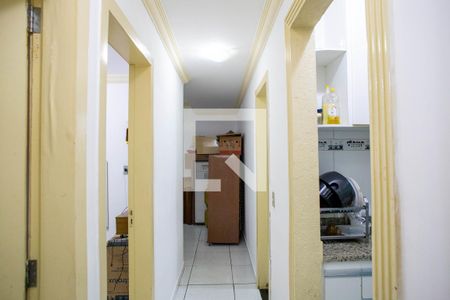 Corredor de apartamento à venda com 3 quartos, 85m² em Ipiranga, Belo Horizonte