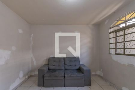 Sala de casa à venda com 3 quartos, 360m² em Itapoã, Belo Horizonte