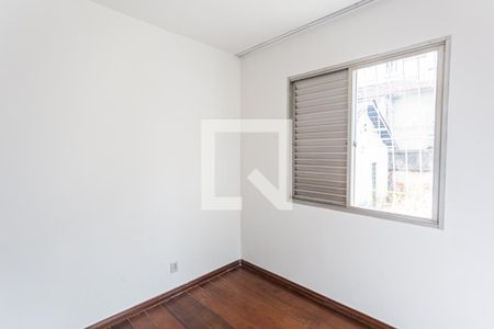 Quarto 1 de apartamento para alugar com 3 quartos, 75m² em Santo Antônio, Belo Horizonte