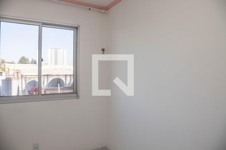 Quarto 1  de apartamento à venda com 2 quartos, 43m² em Canhema, Diadema