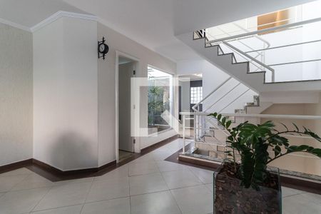 Sala de casa à venda com 3 quartos, 300m² em Vila Moinho Velho, São Paulo