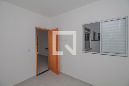 Quarto de apartamento para alugar com 2 quartos, 40m² em Vila Nhocuné, São Paulo