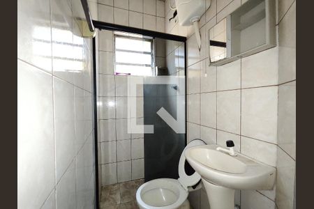 Banheiro da Suíte 1 de casa para alugar com 2 quartos, 60m² em Vila Correa, Ferraz de Vasconcelos