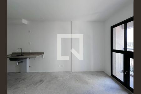 Quarto de kitnet/studio à venda com 0 quarto, 24m² em Campo Belo, São Paulo