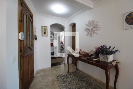 Hall de entrada de apartamento para alugar com 4 quartos, 280m² em Santo Amaro, São Paulo