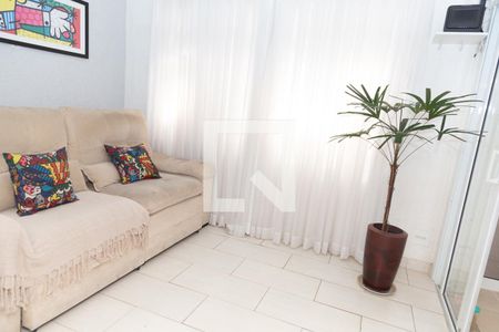 Sala de casa à venda com 2 quartos, 135m² em Jardim Santa Cecilia, Guarulhos