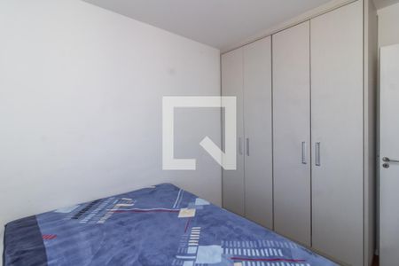 Quarto 1 de apartamento para alugar com 2 quartos, 43m² em Parque Paineiras, São Paulo