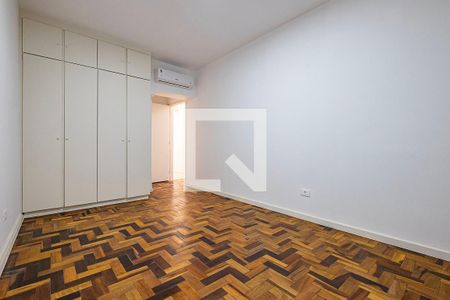 Suíte de apartamento à venda com 2 quartos, 130m² em Pinheiros, São Paulo