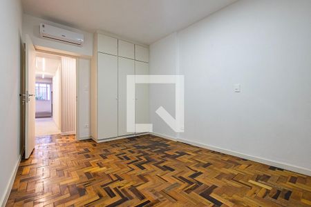 Quarto 1 de apartamento à venda com 2 quartos, 130m² em Pinheiros, São Paulo