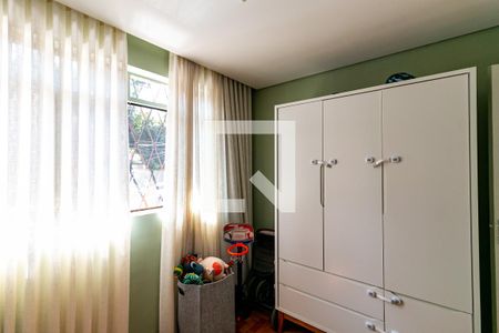 Quarto 1 de apartamento à venda com 2 quartos, 75m² em Santo Antônio, Belo Horizonte