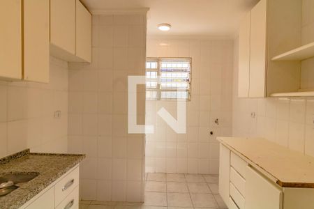 Cozinha de casa à venda com 3 quartos, 80m² em Vila Campestre, São Paulo