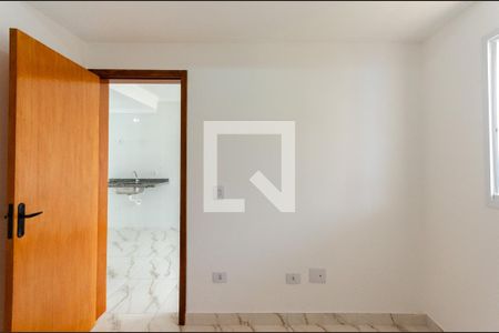 Quarto 1 de apartamento para alugar com 2 quartos, 40m² em São Domingos, São Paulo