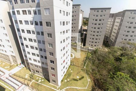 Vista do Quarto 1 de apartamento para alugar com 2 quartos, 42m² em Fazenda Caguaçu, São Paulo