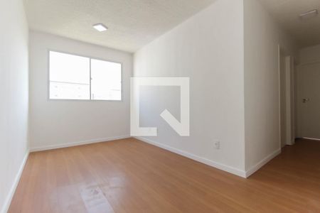 Sala de apartamento para alugar com 2 quartos, 42m² em Fazenda Caguaçu, São Paulo