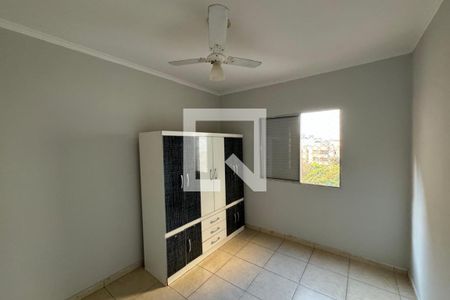 Dormitório 01 de apartamento para alugar com 2 quartos, 55m² em Jardim Palma Travassos, Ribeirão Preto