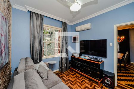 Quarto 1 de casa à venda com 2 quartos, 155m² em Santa Maria Goretti, Porto Alegre