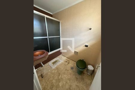 Banheiro de casa para alugar com 4 quartos, 420m² em Jardim Prudência, São Paulo