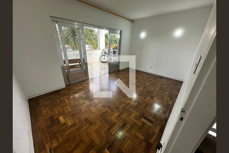 Quarto de casa para alugar com 4 quartos, 420m² em Jardim Prudência, São Paulo