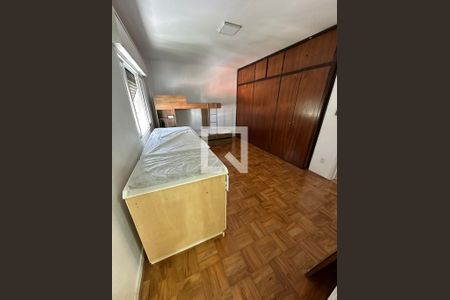 Quarto de casa para alugar com 4 quartos, 420m² em Jardim Prudência, São Paulo