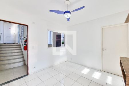 Sala de apartamento para alugar com 2 quartos, 45m² em Jardim Maria Amelia, Jacareí