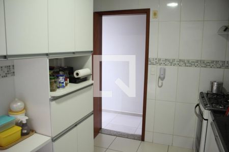 Cozinha de apartamento à venda com 2 quartos, 98m² em Darcy Vargas, Belo Horizonte