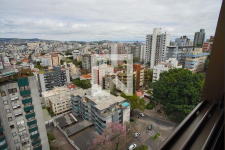 Sala - Vista de apartamento para alugar com 2 quartos, 82m² em Rio Branco, Porto Alegre